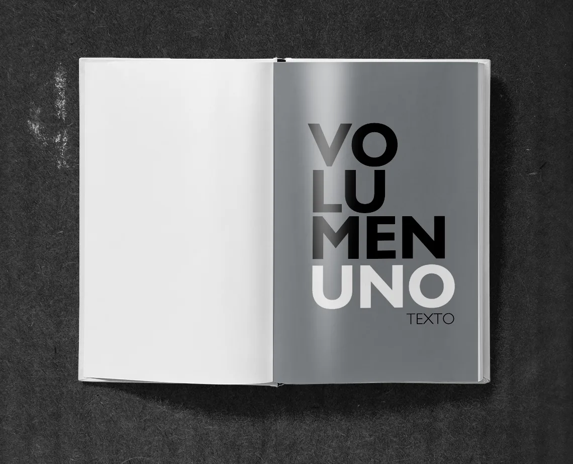 Half-title of volume one, with VOLUMEN UNO set at large size